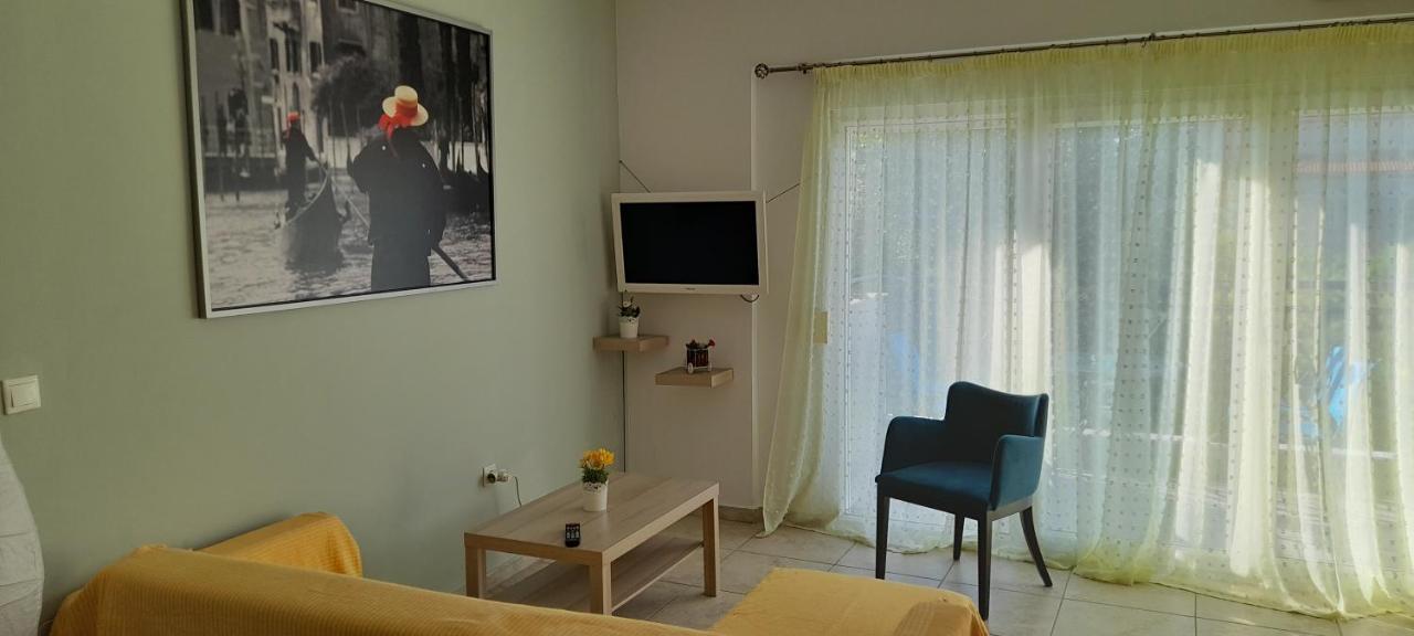 Dimos Sunny & Luxury Central House !!! Peraía Екстериор снимка